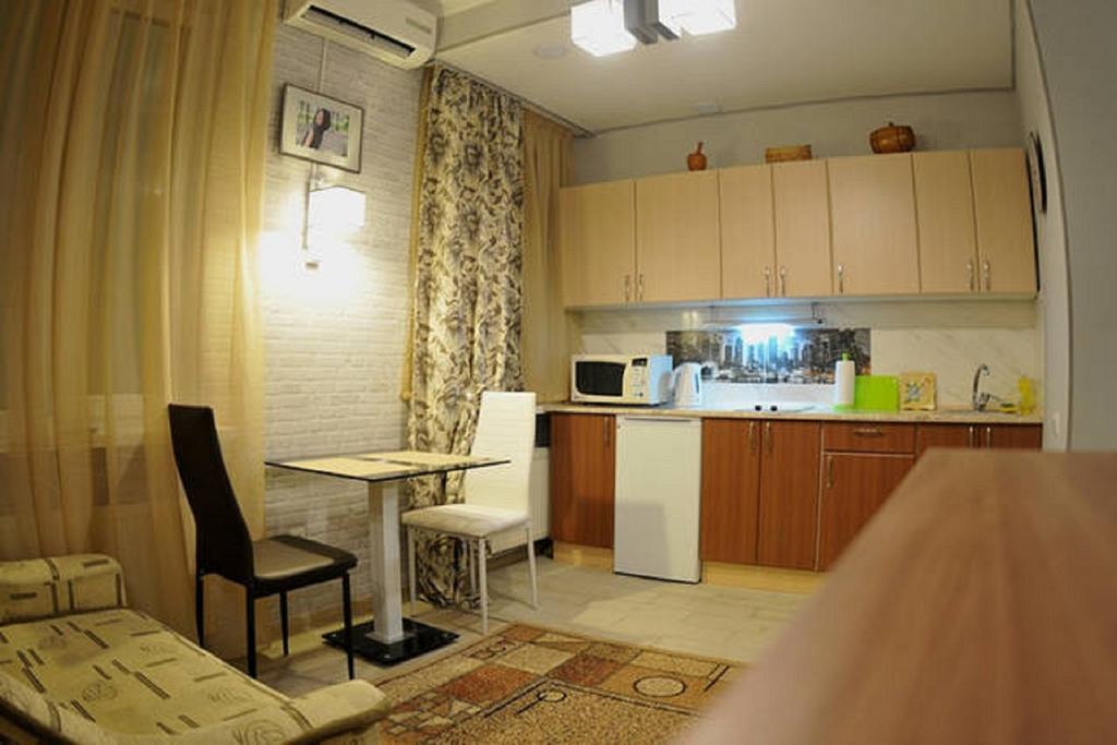 Apartment Main Street